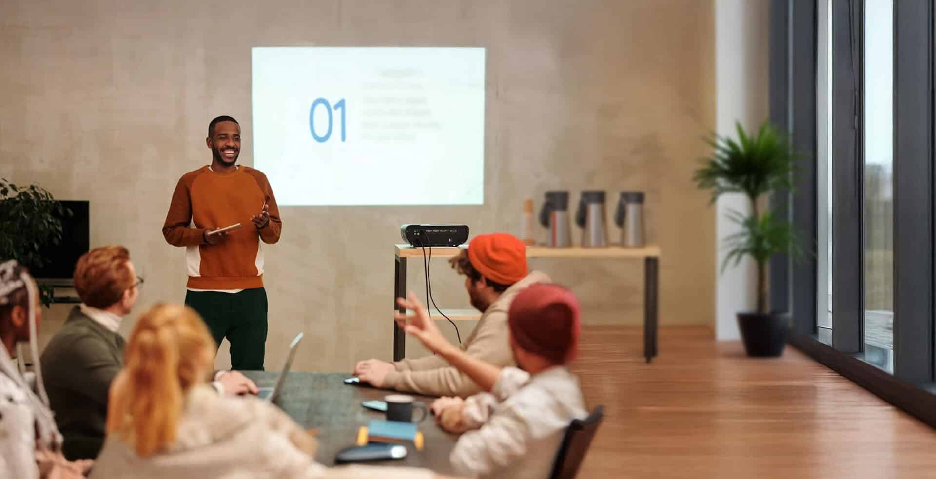 Video teaching curriculum on apologetics and evangelism for small groups and churches